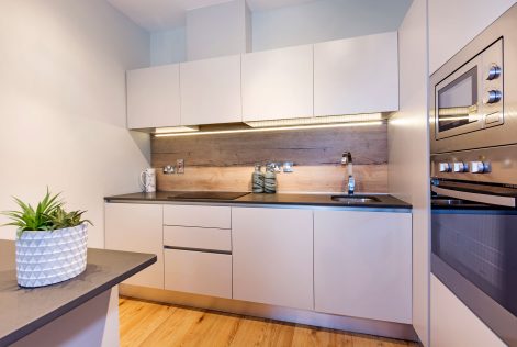 Kitchen in one-bed apartment